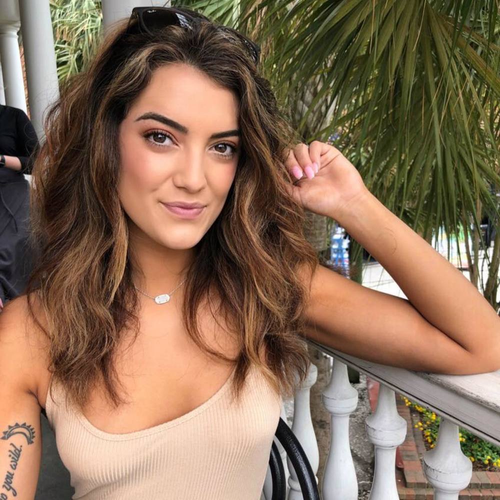 Meet your Posher, Olivia